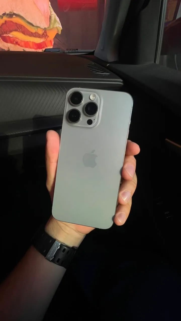 iPhone 15 Pro Max