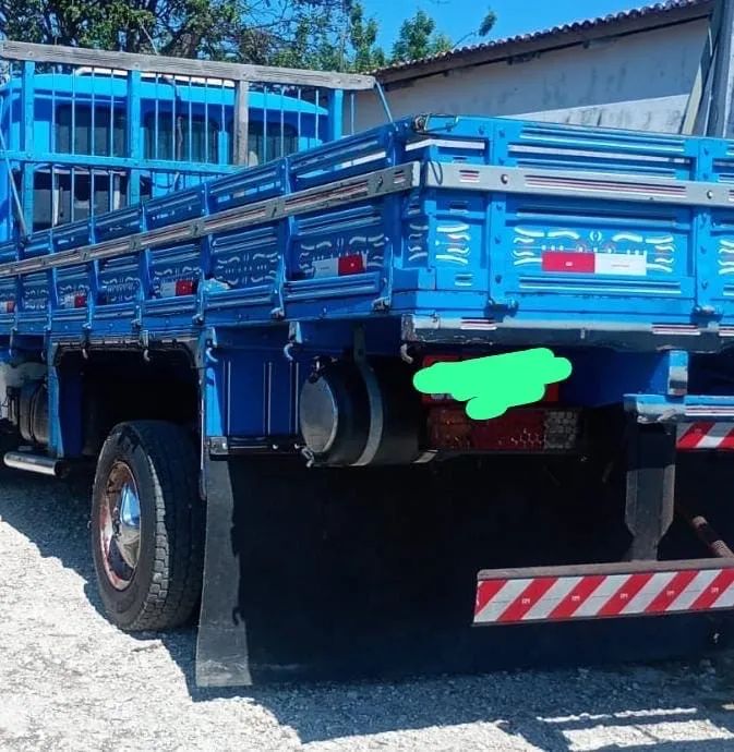 Carroceria 708  - Foto 4