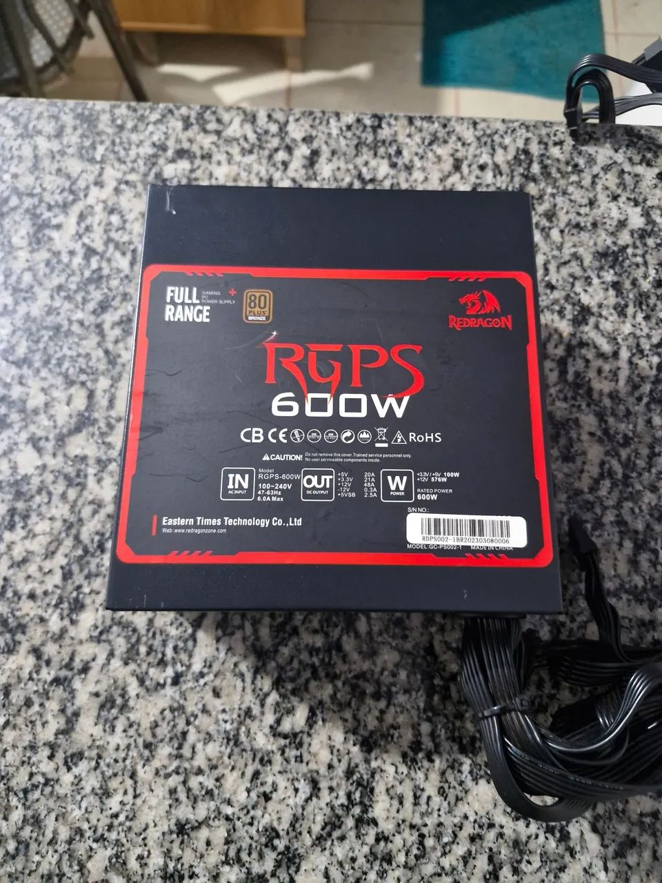 Fonte 600 watts da redragon 80 plus - Foto 3