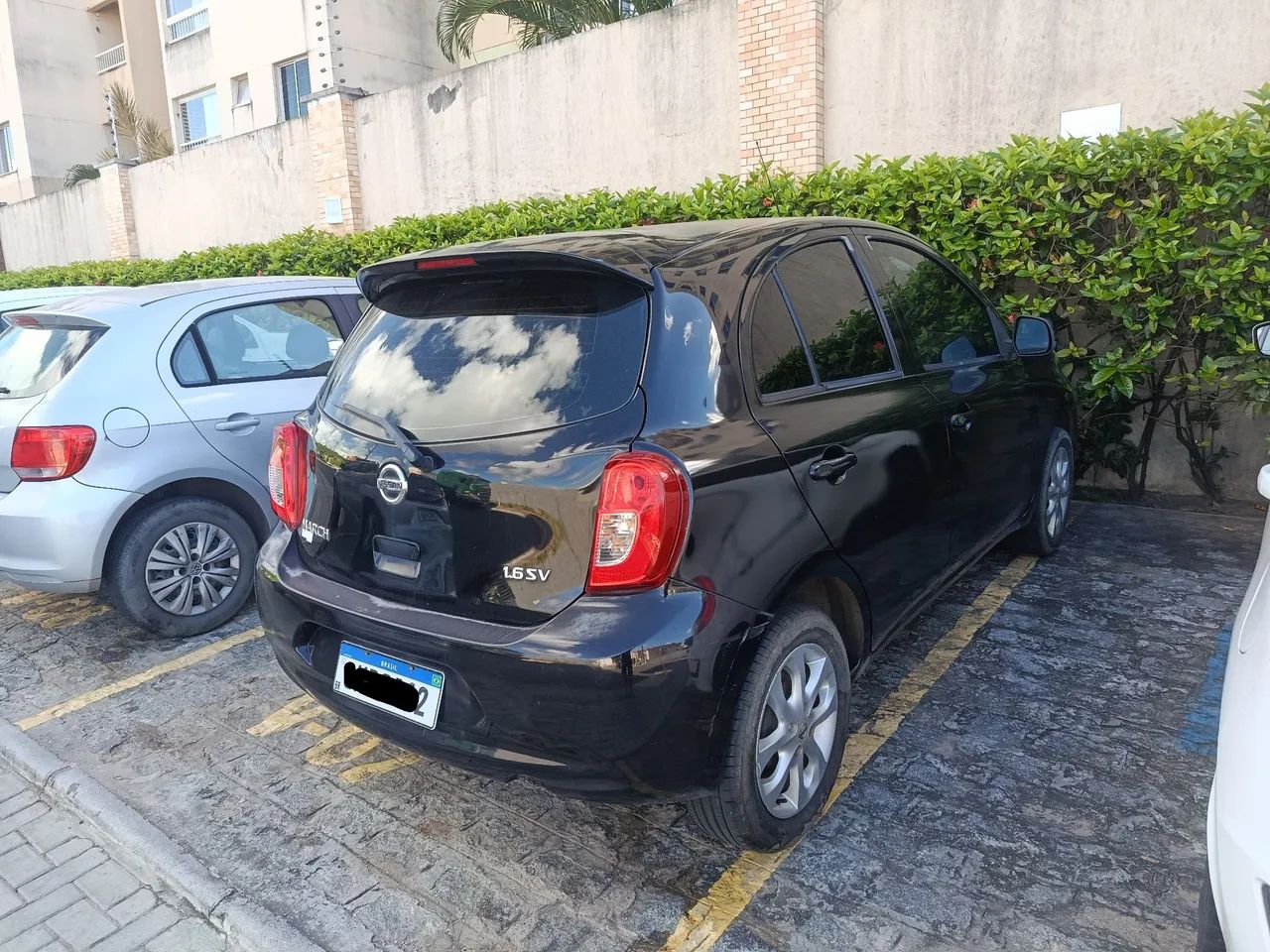 Nissan March 2015