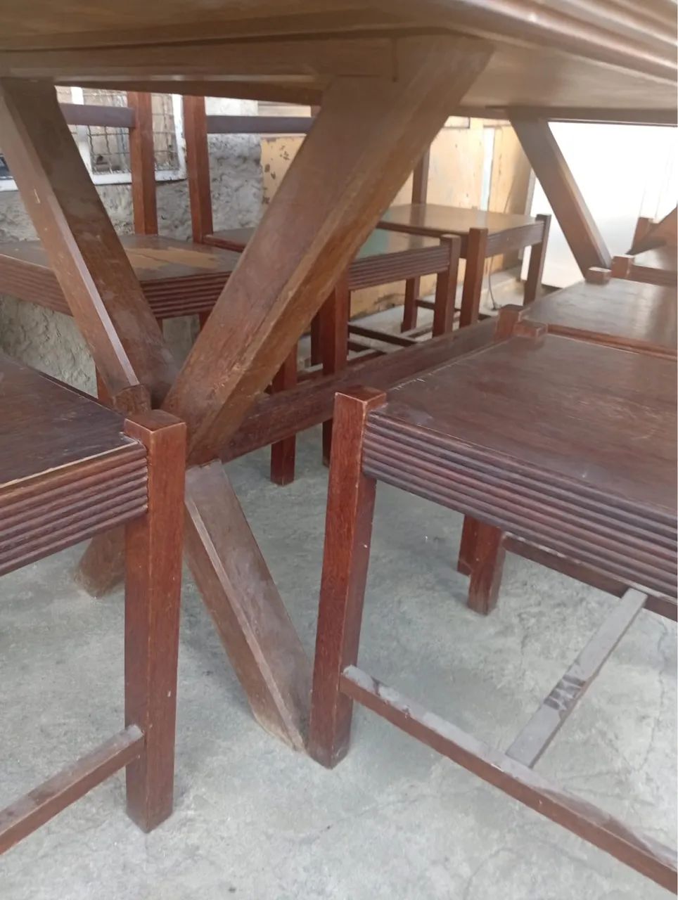 Mesa grande com 8 cadeiras de sucupira - Foto 4