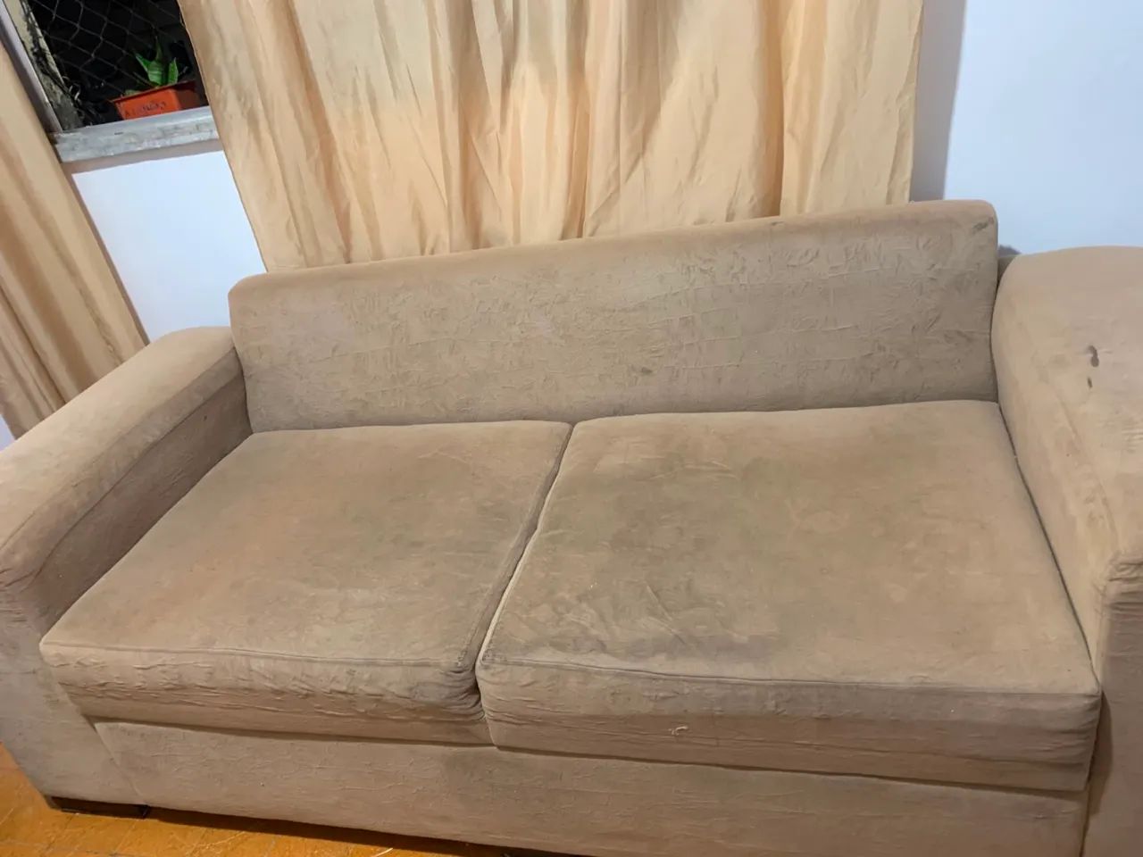 Sofá 4 lugares