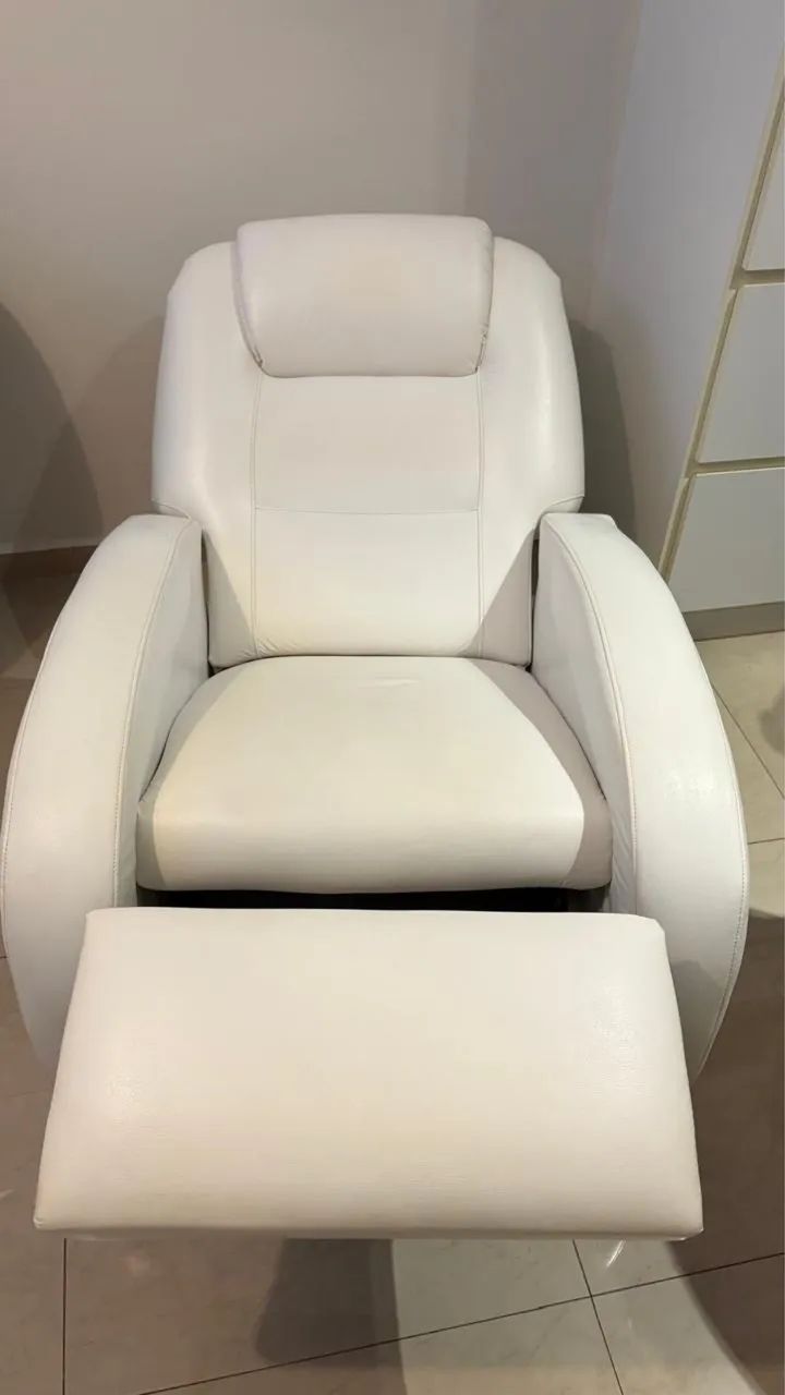 Poltrona clínica/estética reclinável 