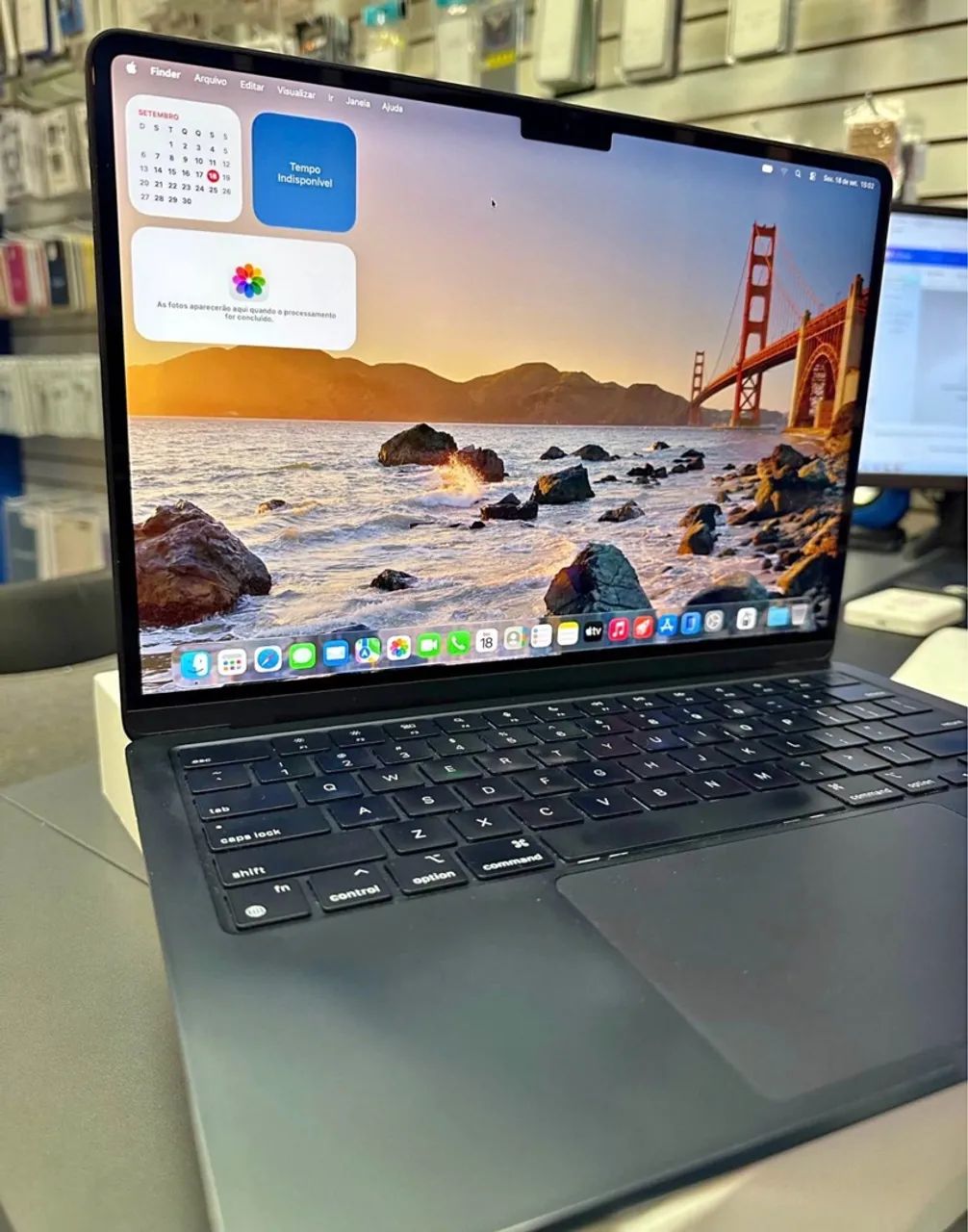 MacBook M2