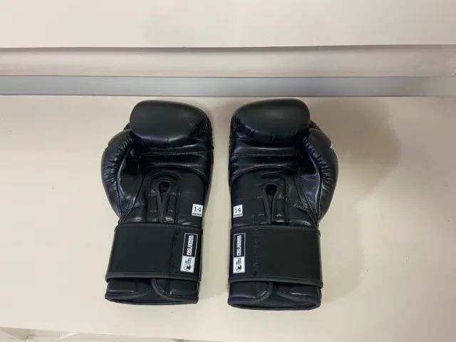 Luva de Boxe Maximum Pro Series 14oz Preta - Par - Foto 3