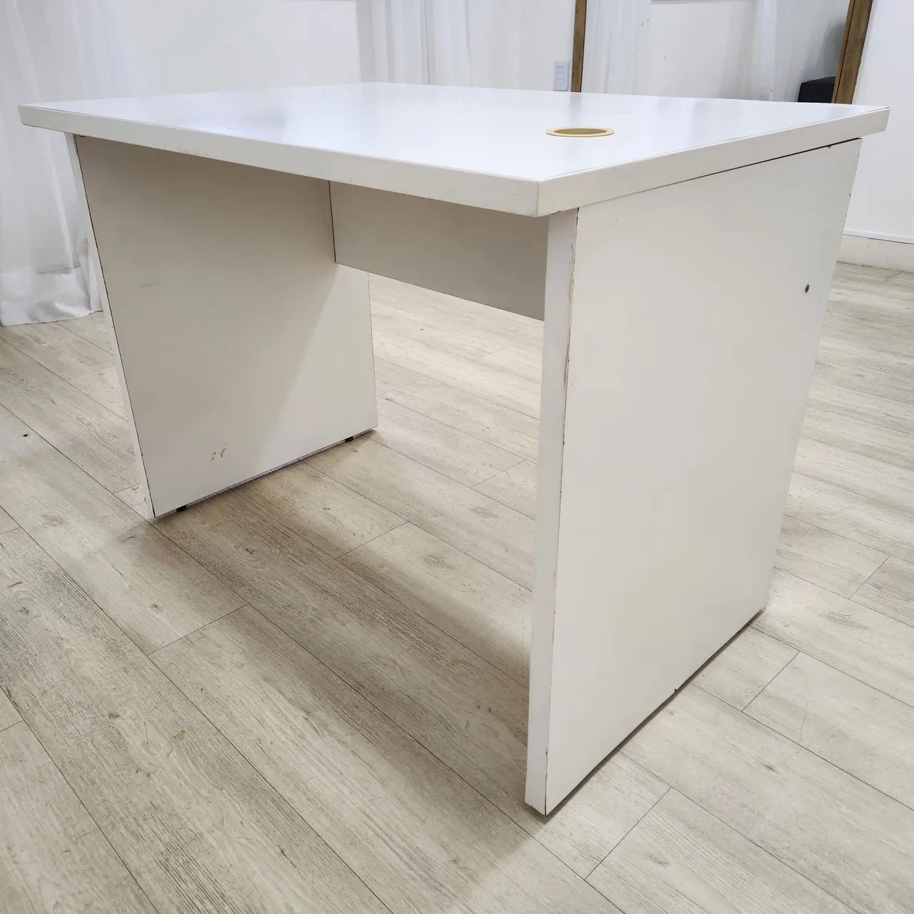 Mesa de Escritório em MDF Branco 1,00 × 0,60 m  - Foto 5