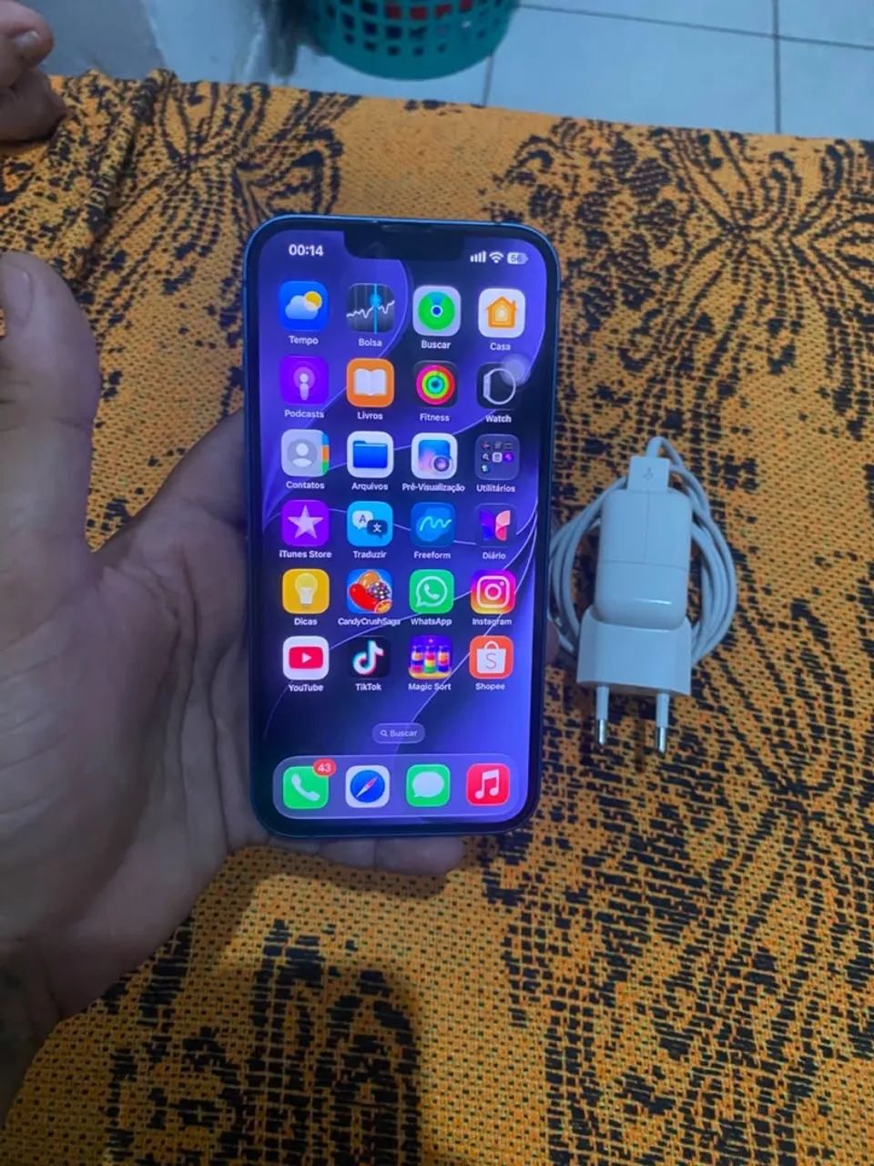 Vendo iPhone 13 estado de novo  - Foto 4