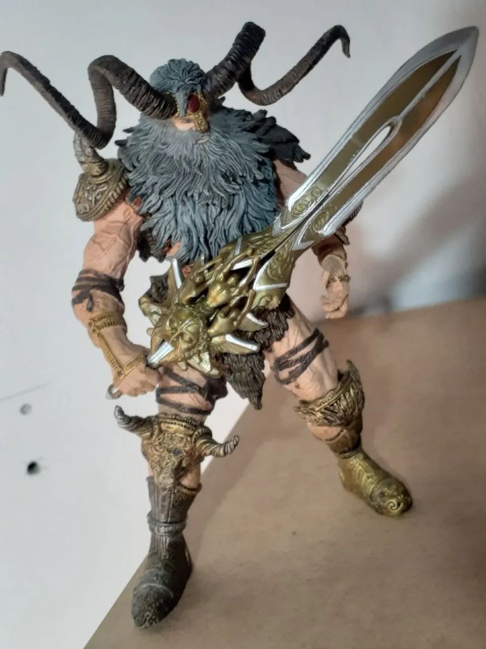 Zeus com Espada de Olímpo Versão Spawn Raro - Foto 2