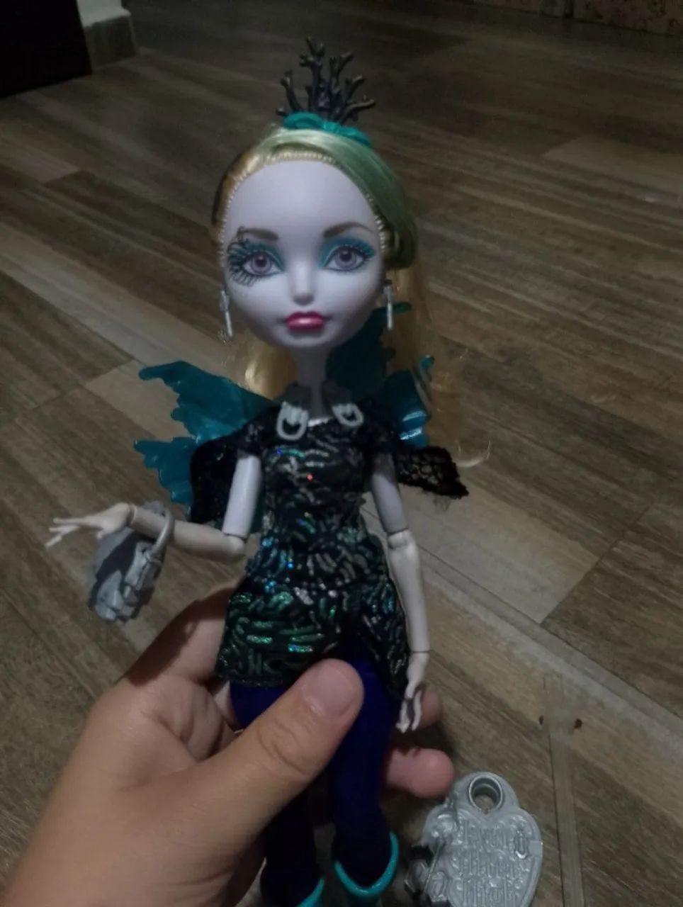 Boneca FayBelle Thorn de Ever After High - Foto 4