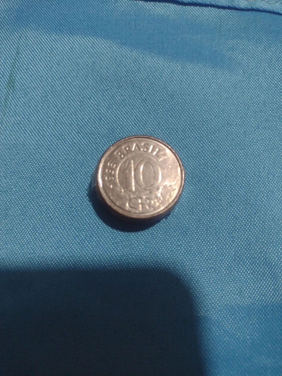 5 moedas de 10 cruzeiro dos anos 1993 e 94.