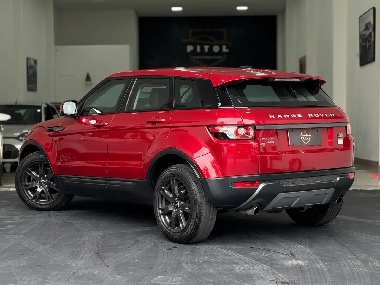 Land Rover Range Rover Evoque Pure Tech 2.0 Aut. 5P 2013 - Foto 4