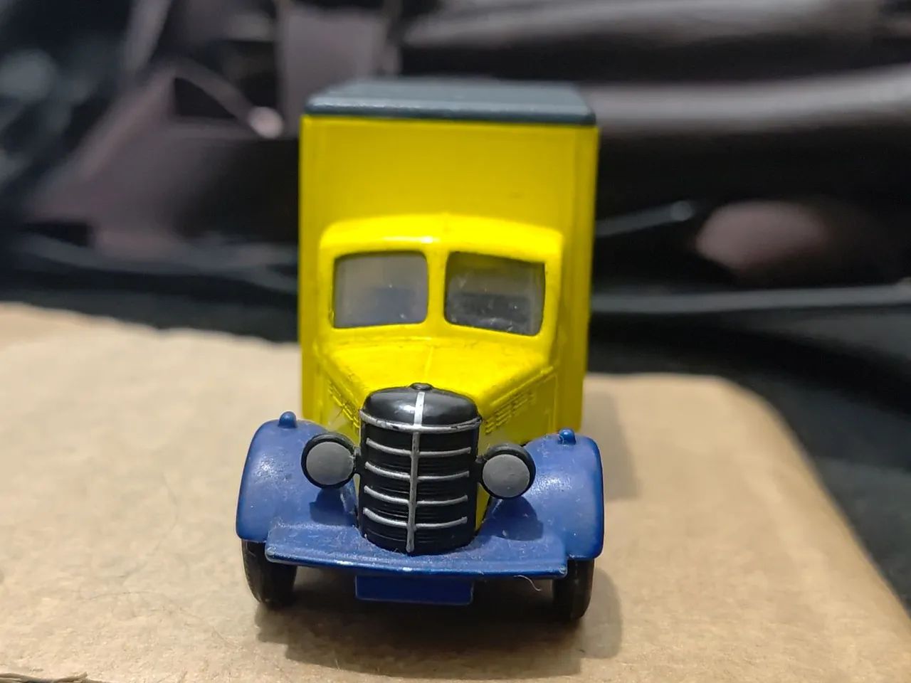 Miniatura caminhão Corgi - Foto 3