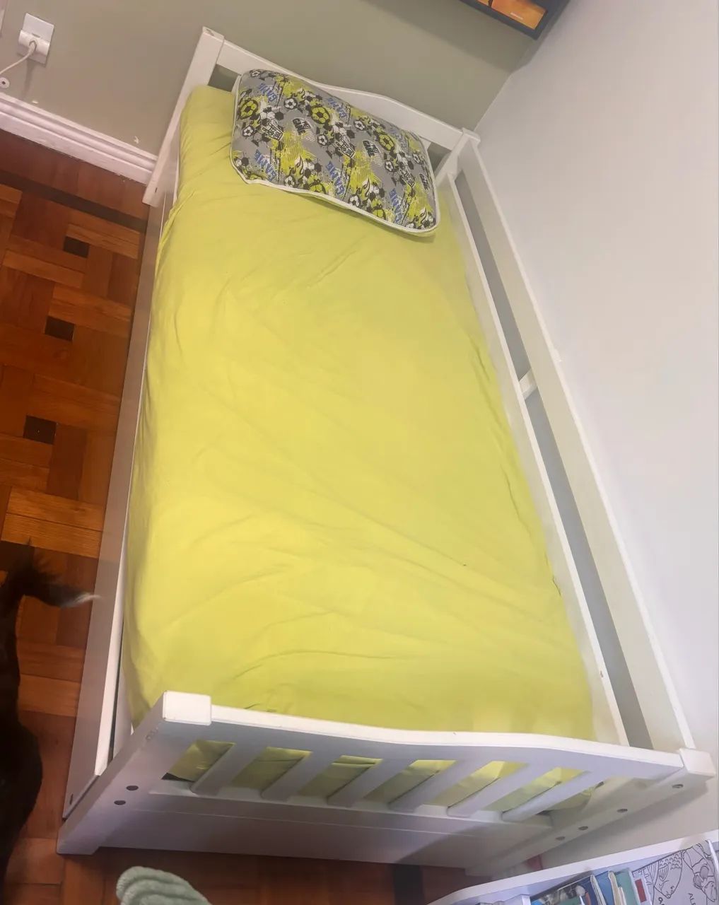 Cama  MDF branca de solteiro com bicama e colchão  - Foto 2