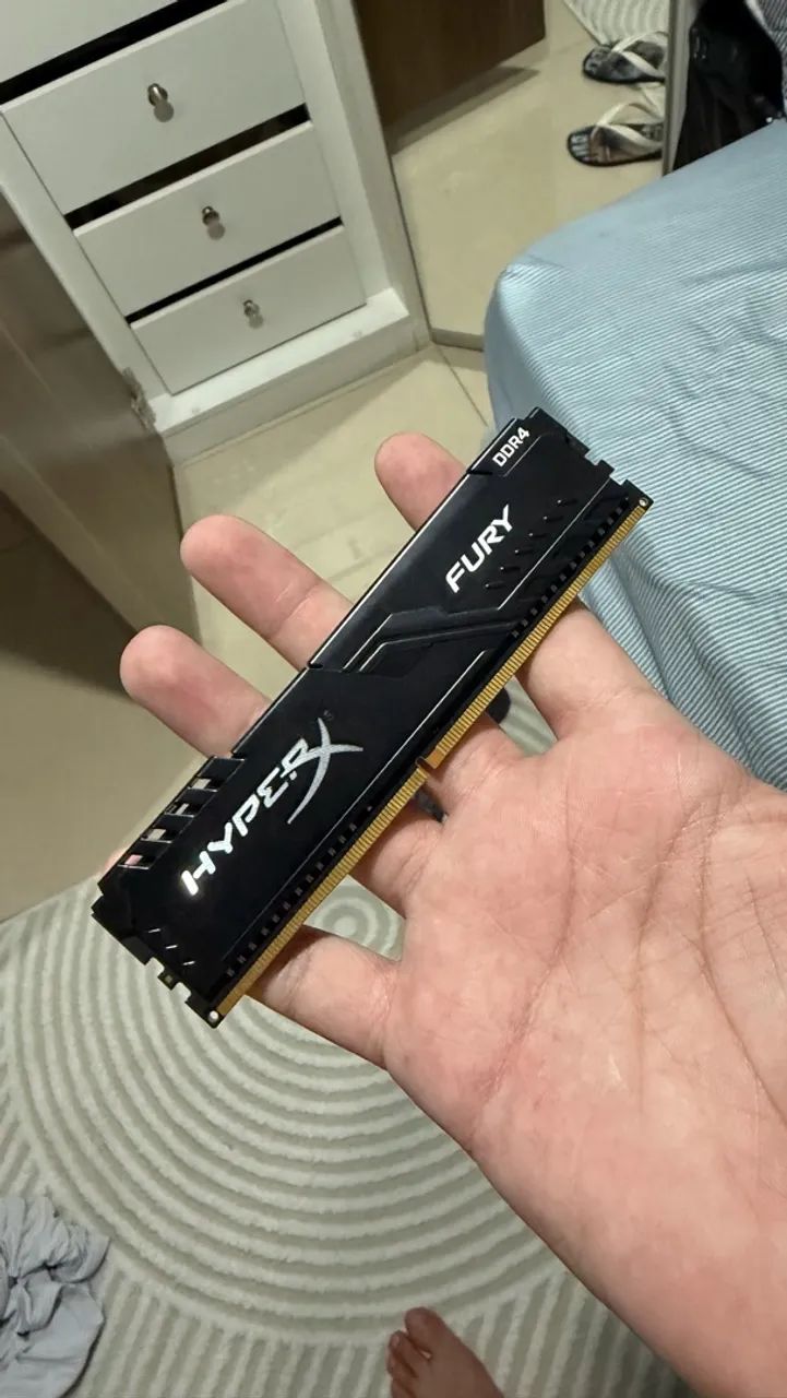 MEMÓRIA RAM DDR4 HyperX Fury 2x8GB 