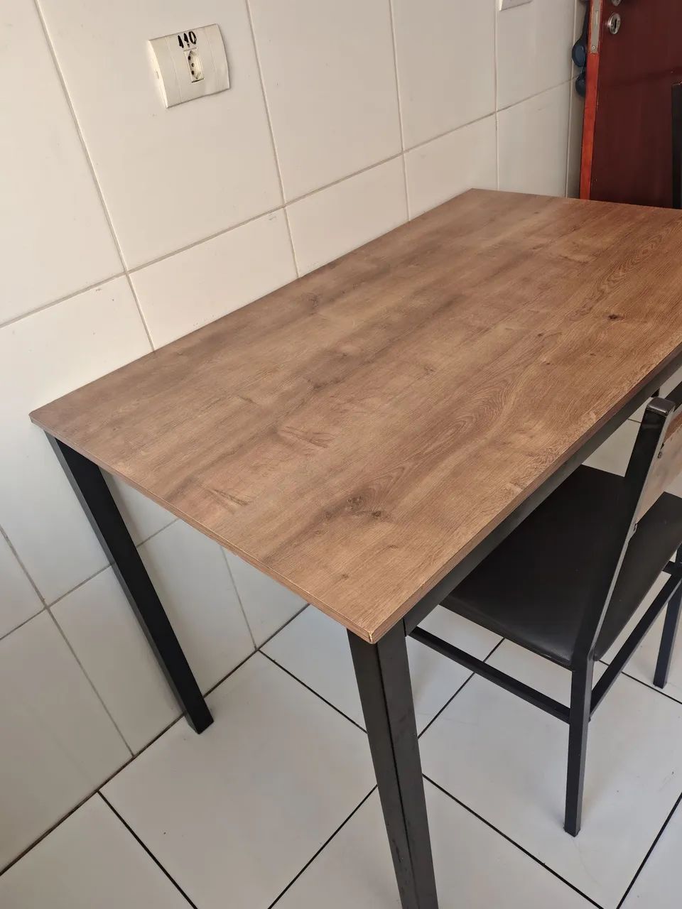 Mesa com 2 cadeiras - Foto 2