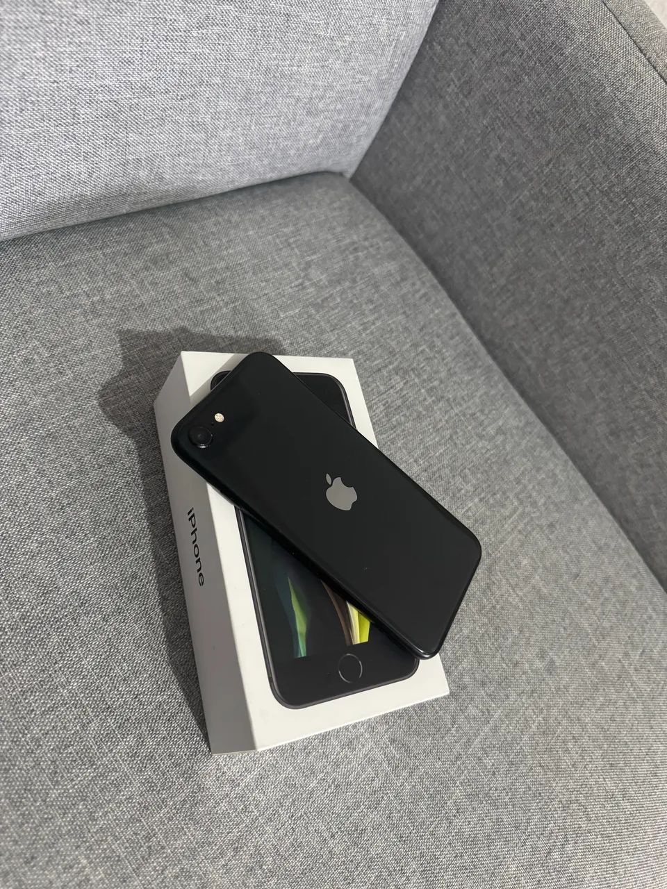iPhone SE 2ª Geração 64GB. - Celulares e Smartphones - Neópolis