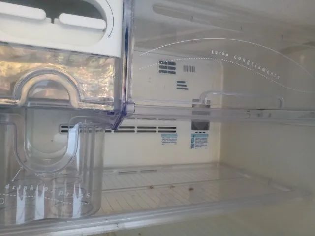 Geladeira Eletrolux  - Foto 3