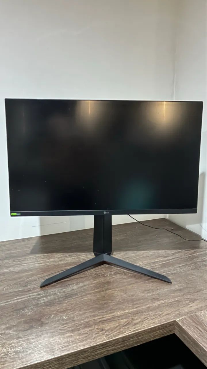 Monitor Gamer LG UltraGear 27 144Hz IPS 1ms - 27GN650-B