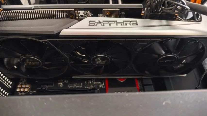 PC GAMER c/ RX5700XT NITRO+
