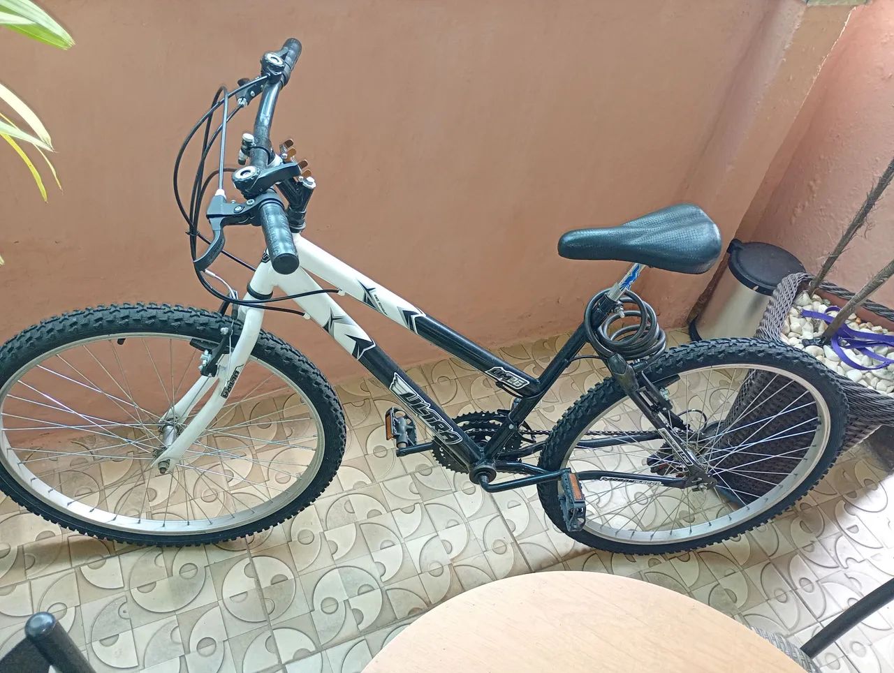 Bike nova aro 26 com 21 marchas - Foto 2