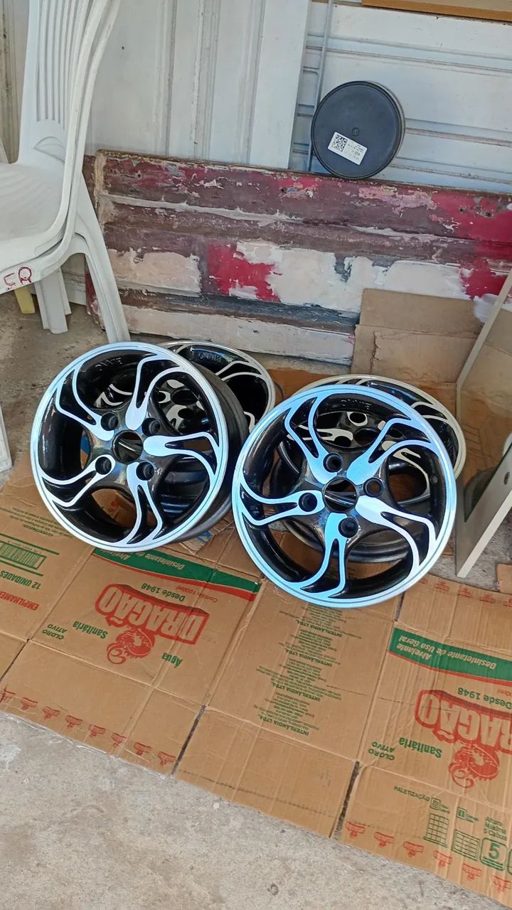 Vendo jogo de roda aro 13 