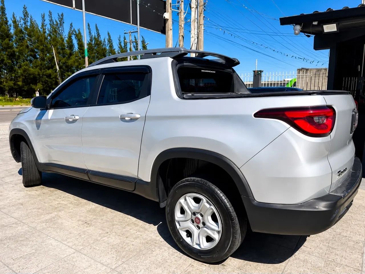 Fiat Toro Freedom 1.8 16V Flex Aut. 2017 - Foto 3