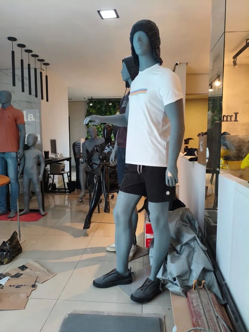Manequim de fibra  - Foto 3