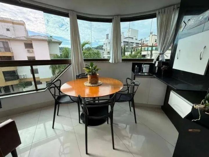 Apartamento mobiliado com 101 m² em Jurerê Internacional - Florianópolis/SC. - Foto 2