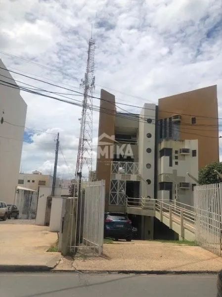 Comercial/Industrial com 8 quarto(s) no bairro Centro em Cuiabá - MT - Foto 2
