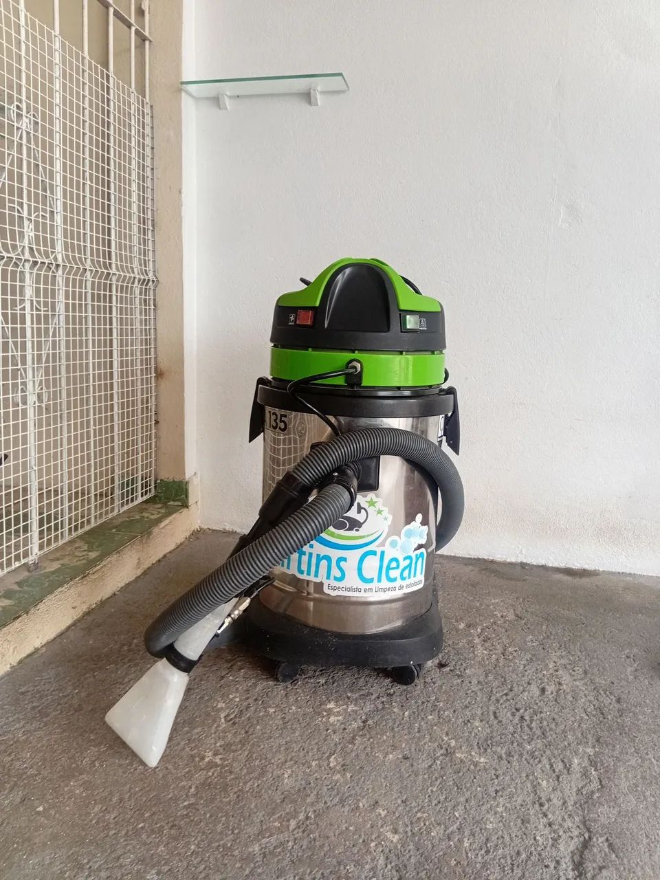 EA 135 EXTRATOR(CARPETES E ESTOFADOS)