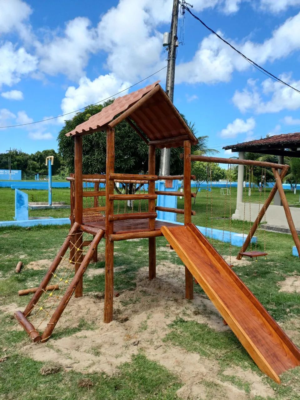 Casa do tarzan em eucalipto em promoção!!