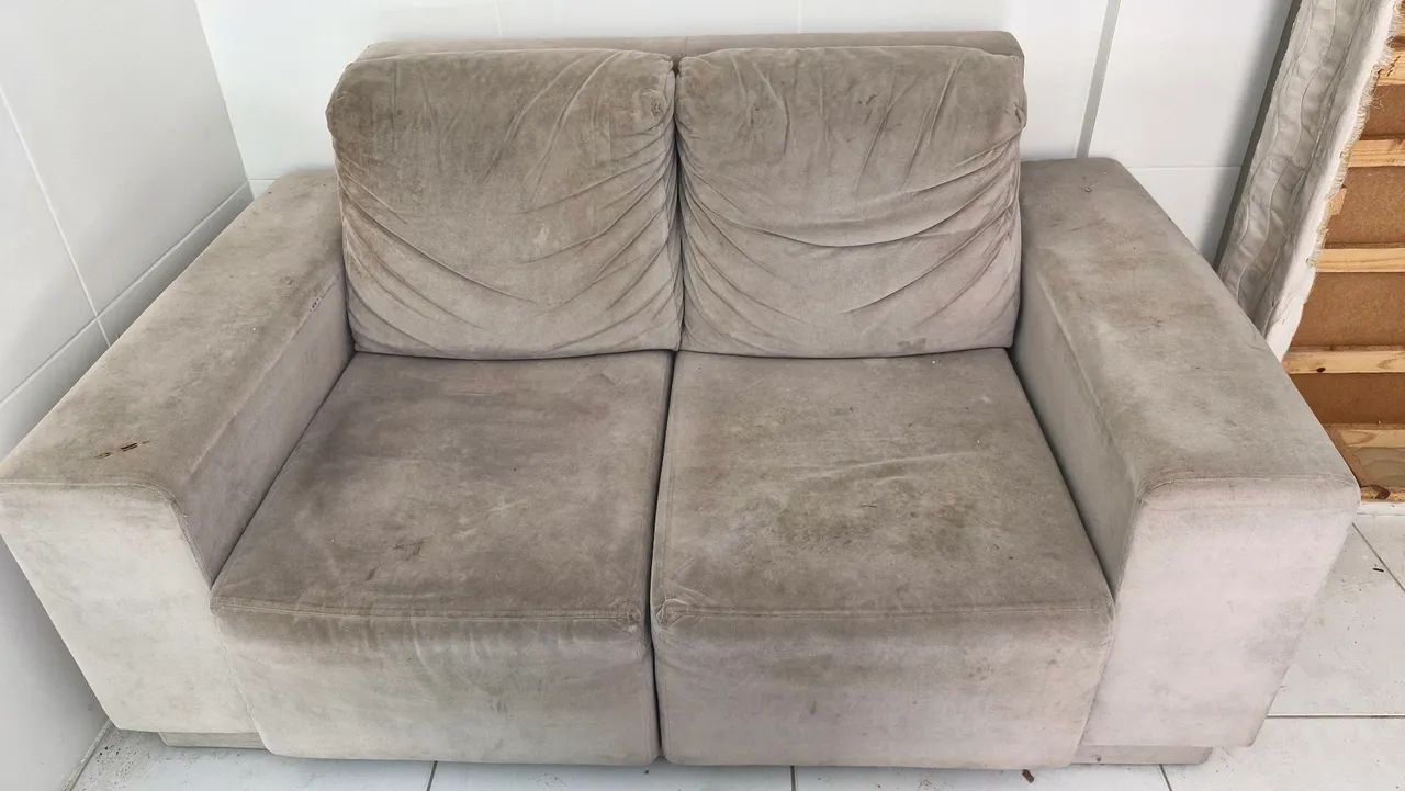 Vendo sofá 2 lugares - Foto 2