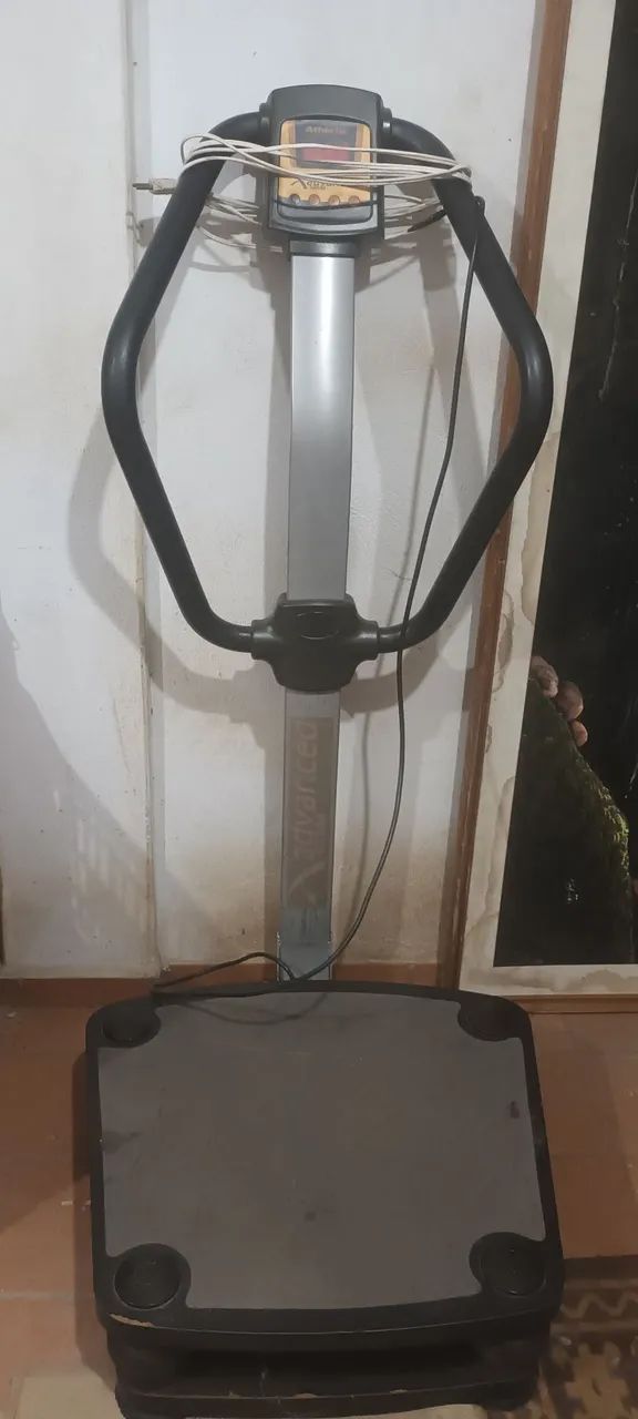 Plataforma Vibratoria Athletic Advanced 900VM