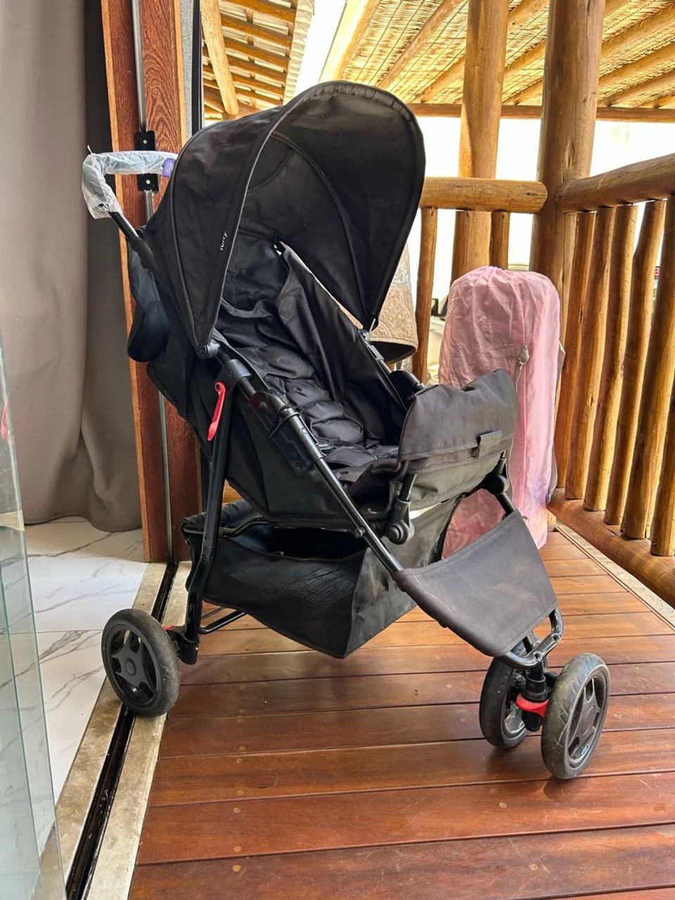 Berço cercado e carrinho de bebê  - Foto 3
