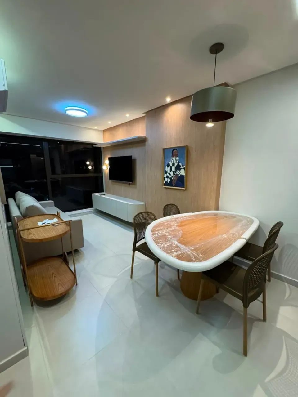 ICON DESIGN LIVING | 2 QUARTOS | FINAMENTE DECORADO