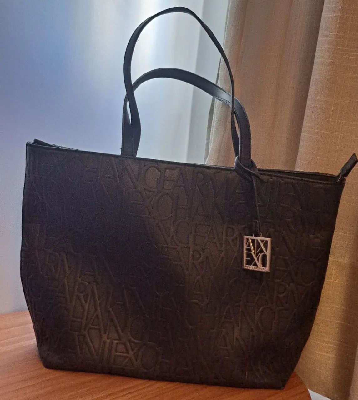 Bolsa Armani Exchange Preta