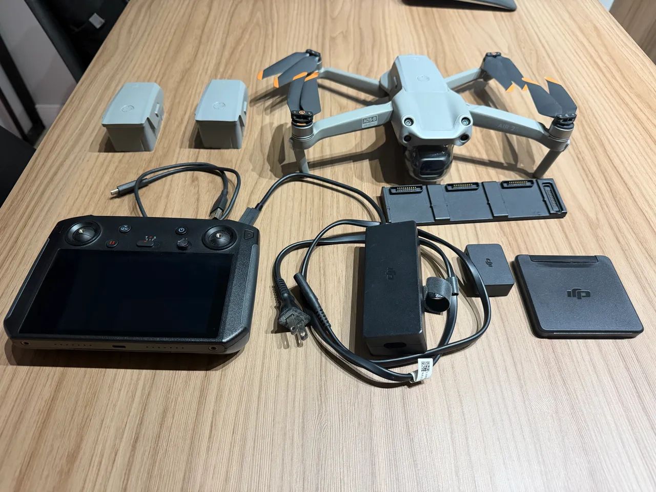 Vendo Drone DJI Air 2S Fly More Combo com DJI Smart Controller - Foto 2