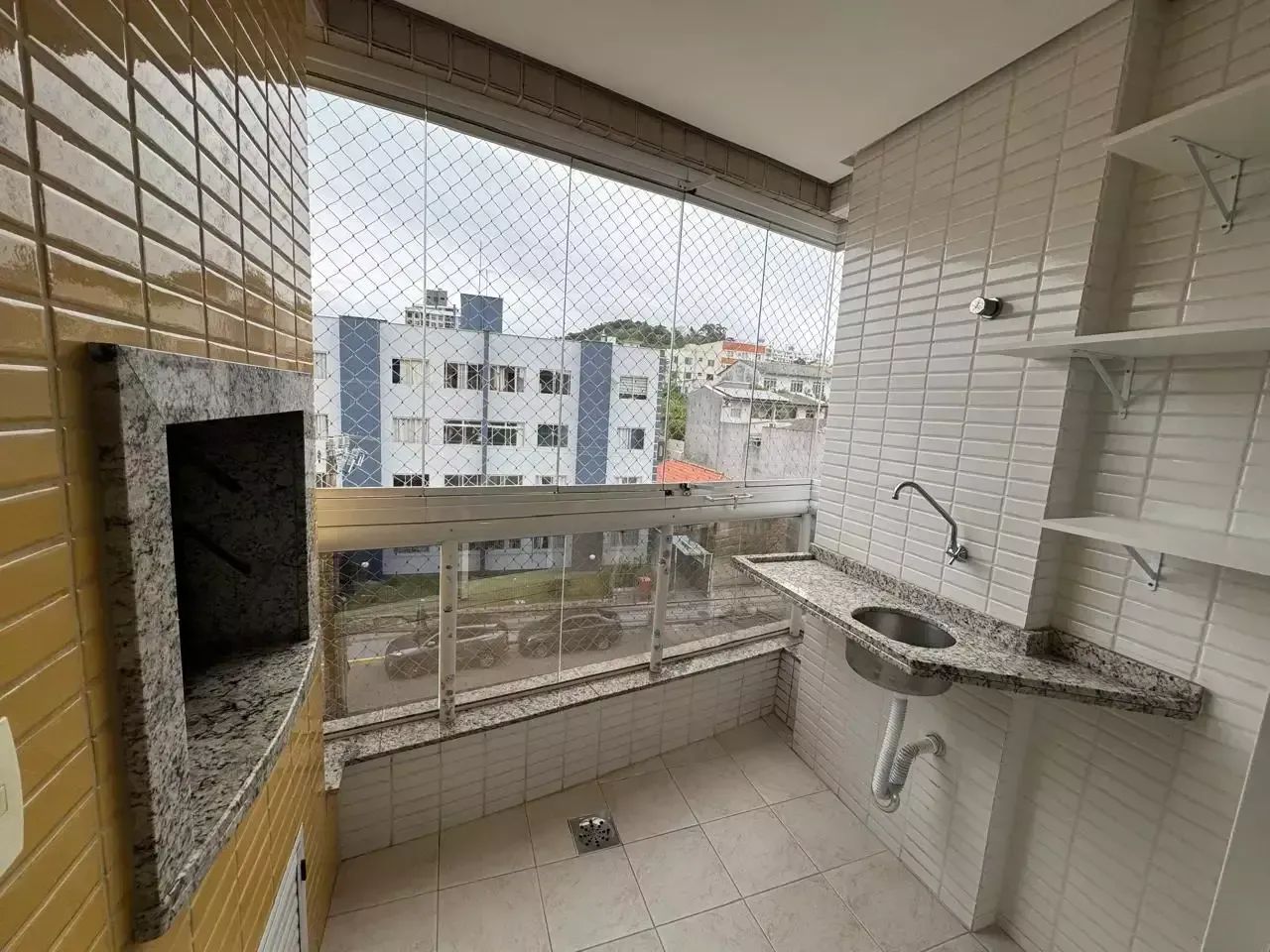 Imóvel para venda tem 63 metros quadrados com 2 quartos em Coqueiros - Florianópolis - SC - Foto 4
