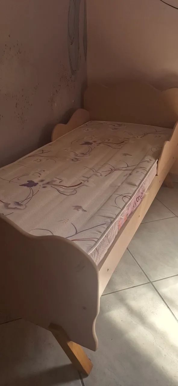 Cama infantil com colchão  - Foto 3