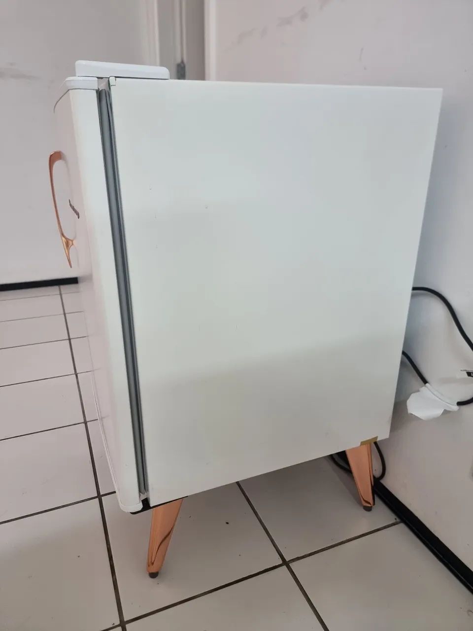 FRIGOBAR BRASTEMP RETRÔ 76L - Foto 5