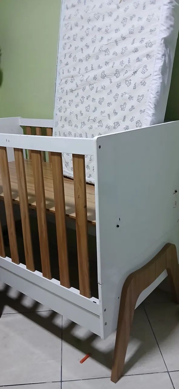 Berço americano com colchão e véu dorcel e suporte 