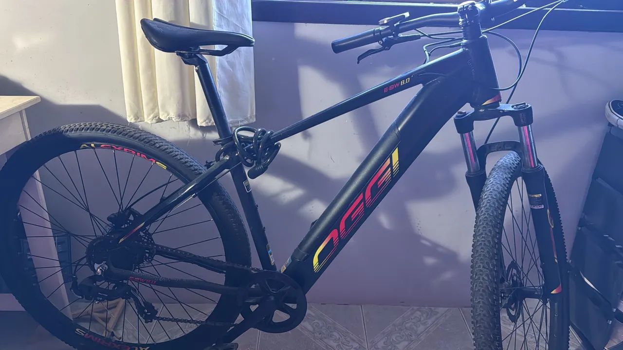 Bicicleta elétrica Oggi 8.0  