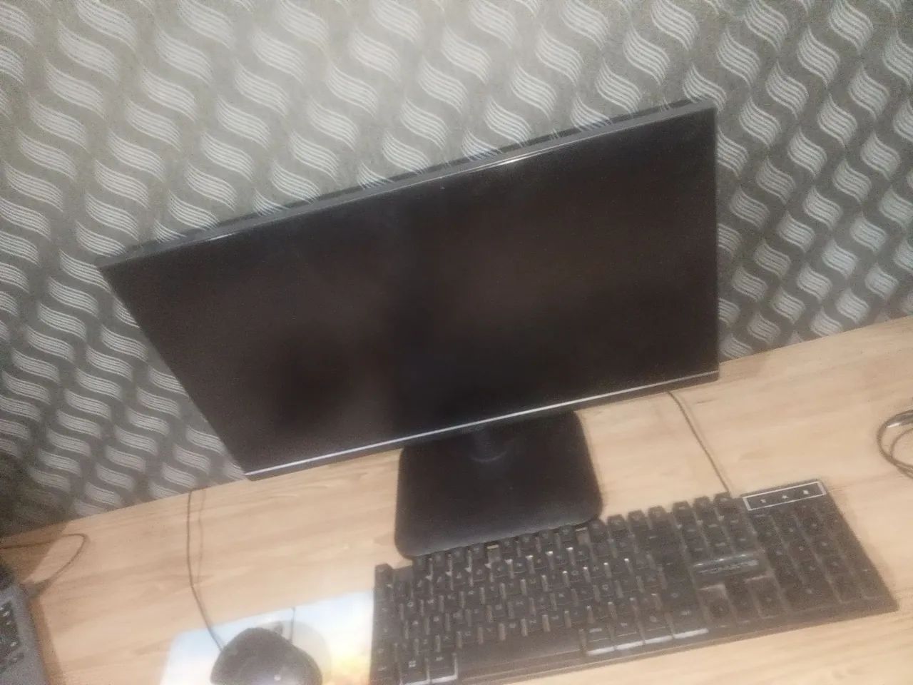 Monitor AOC 22,5  polegadas 120 hz - Foto 2