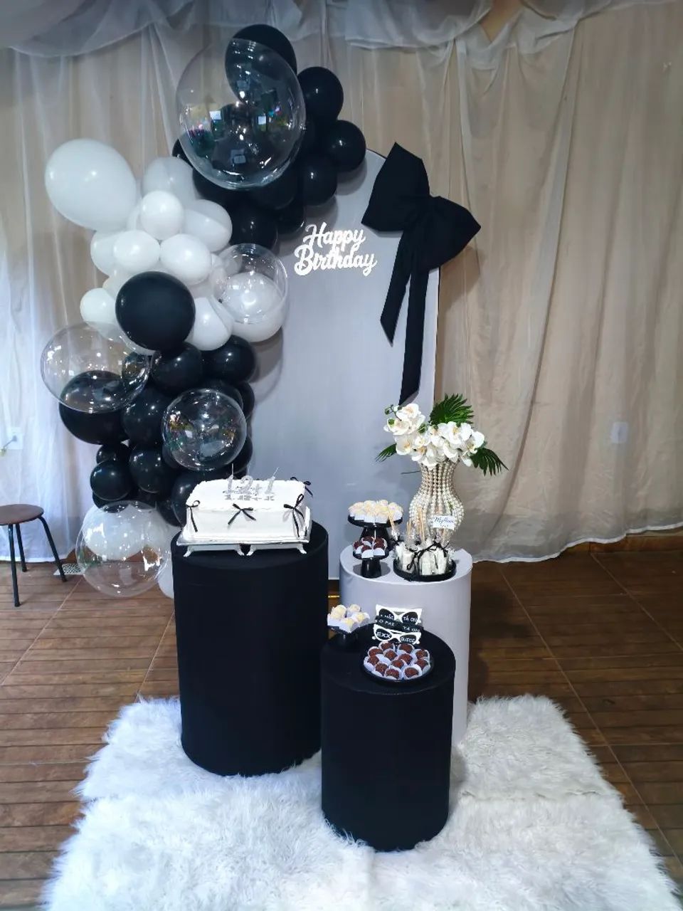 Decoração - Festa do laço preto e branco