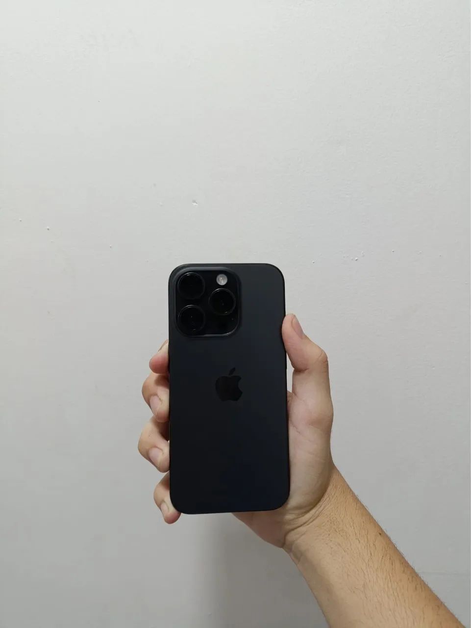 vendo iphone  15 PRO - ESTADO DE NOVO !!  - Foto 2