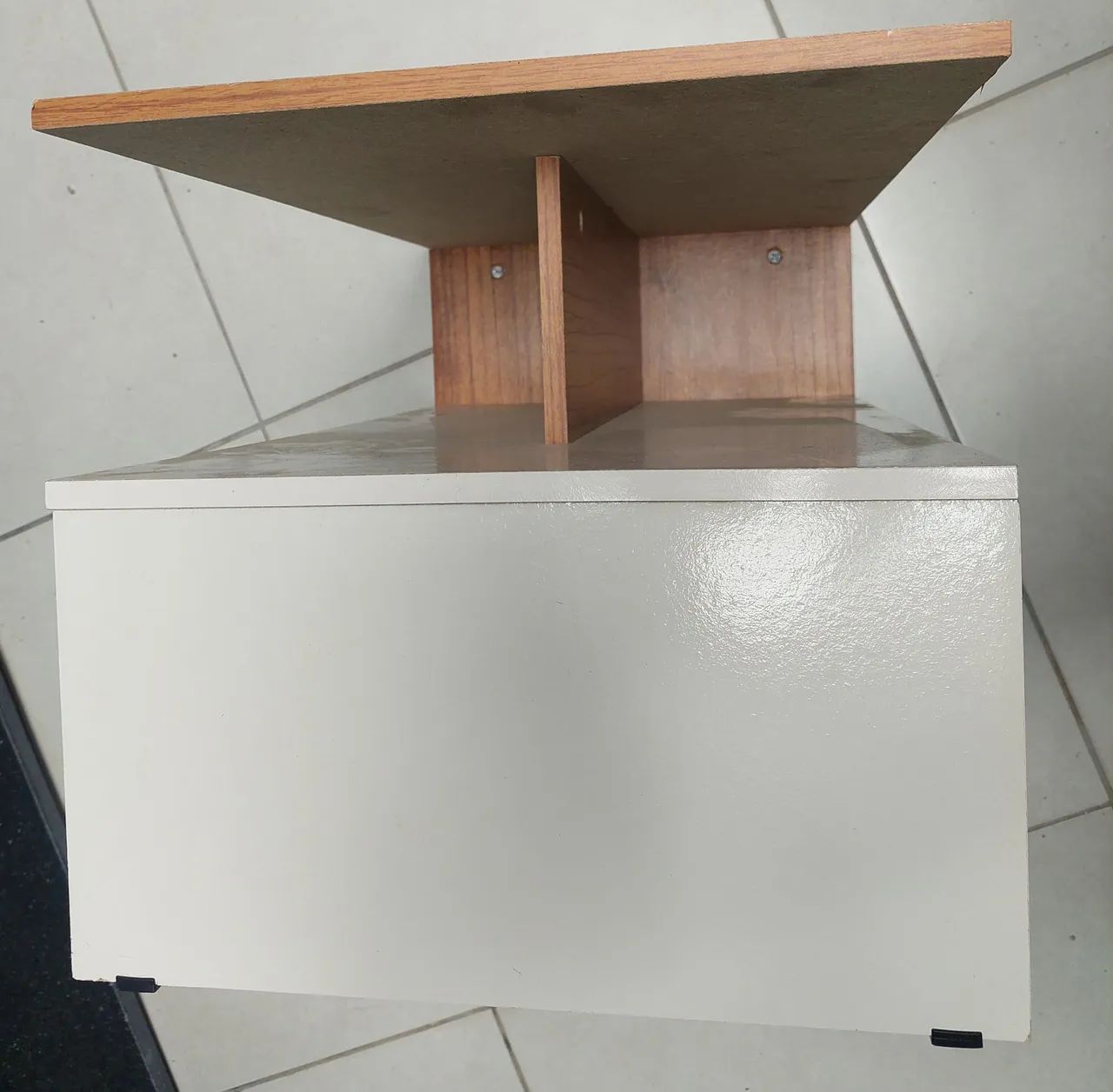 mesa de centro Giovana 2 andarespara sala - usada - Foto 5