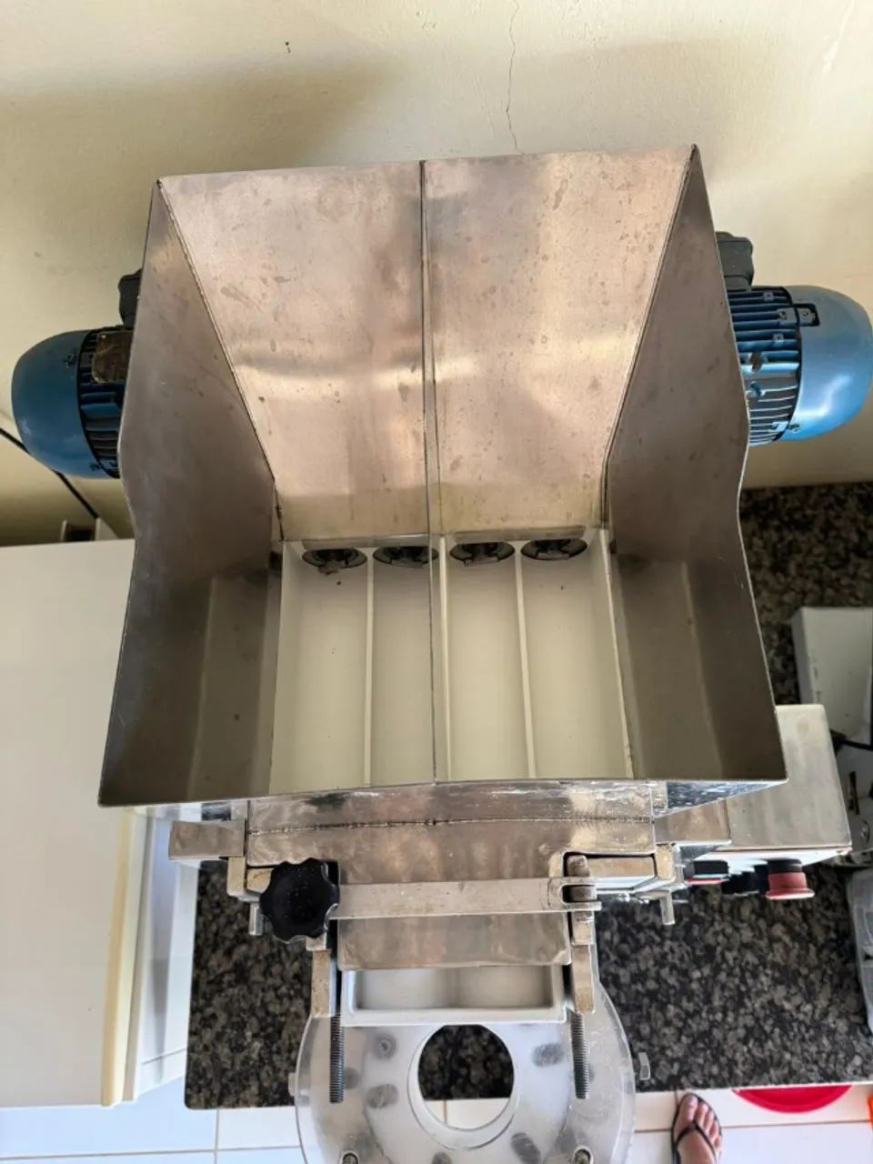 De 3500,00 por 3000,00 Máquina de Salgados Profissional - Oportunidade R$ 3.500 - Foto 2