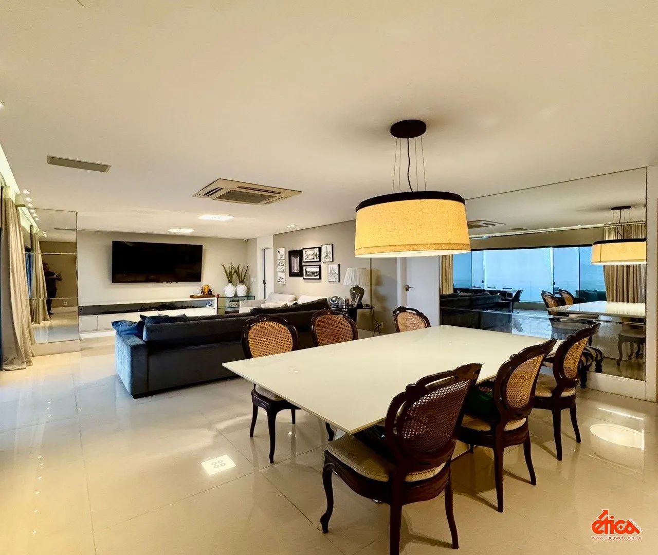 Apartamento à venda no Edifício Village Exclusive, 03 suites e 04 vagas de garagem - COD 9 - Foto 4