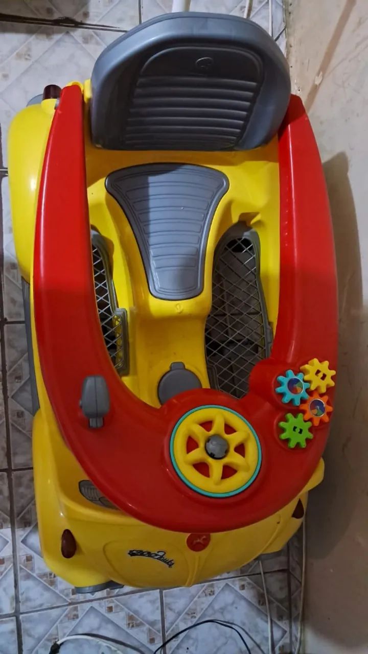 Carrinho de brinquedo