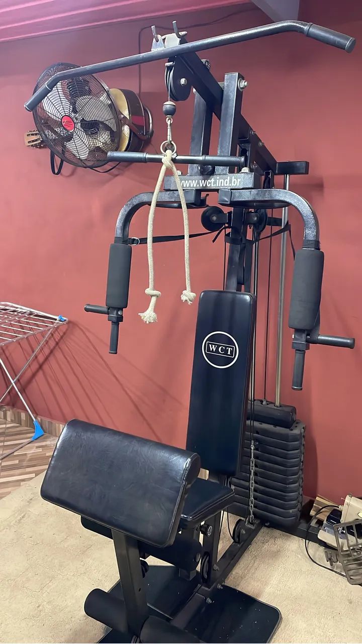 Máquina de musculação 